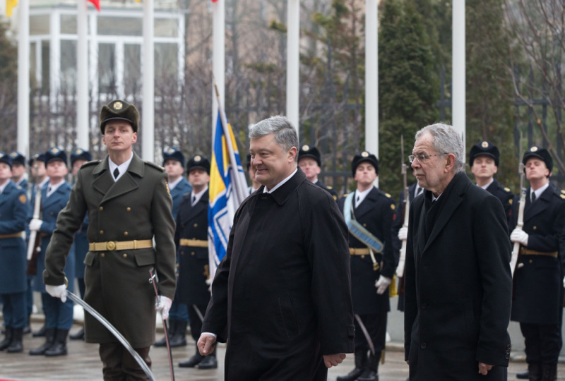 Порошенко начал встречу с президентом Австрии